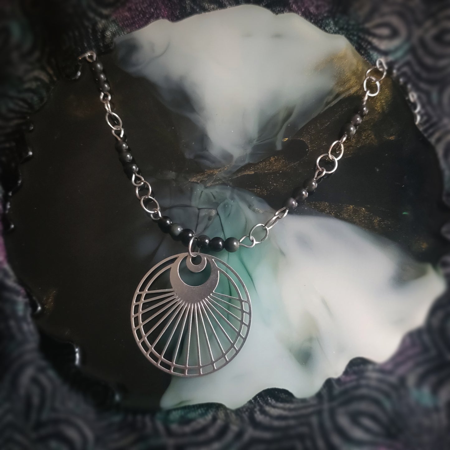 Collier Eclipse