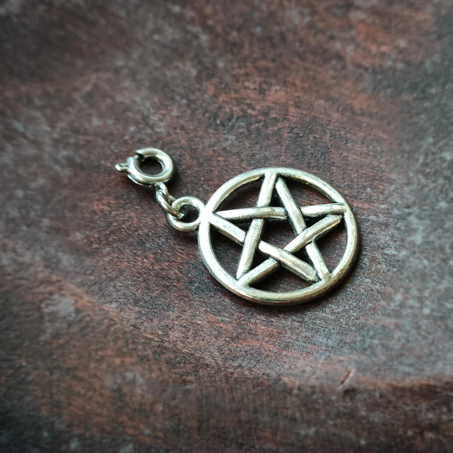 Charm's